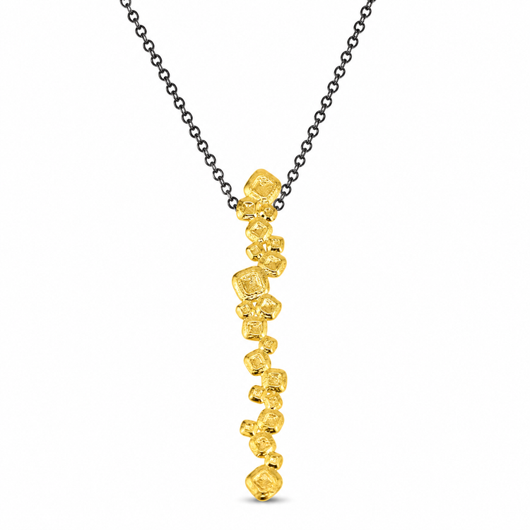 GOLDEN CASCADE — ΜΕΝΤΑΓΙΟΝ ΑΣΗΜΙ 925 ΜΕ ΕΠΙΧΡΥΣΟ ΣΤΟΙΧΕΙΟ & ΟΞΕΙΔΩΜΕΝΗ ΑΛΥΣΙΔΑ
