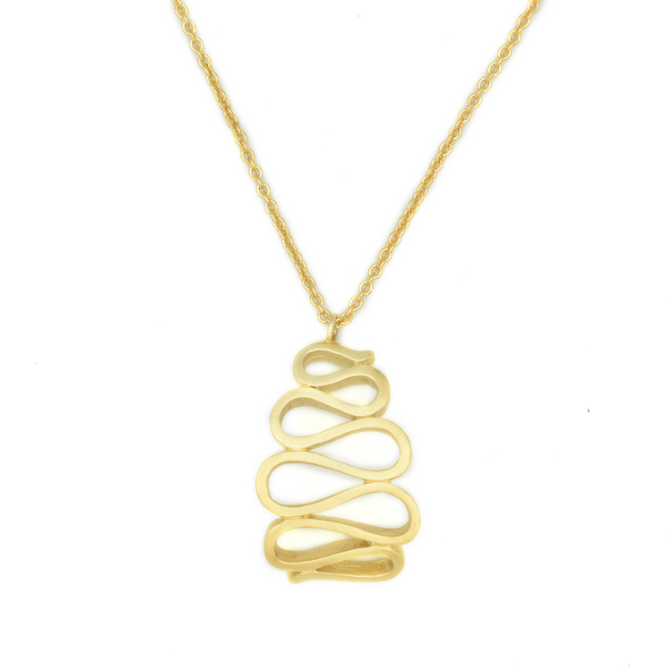 NUVIA FLOW — Κολιέ με sculptural χρυσό μοτίφ