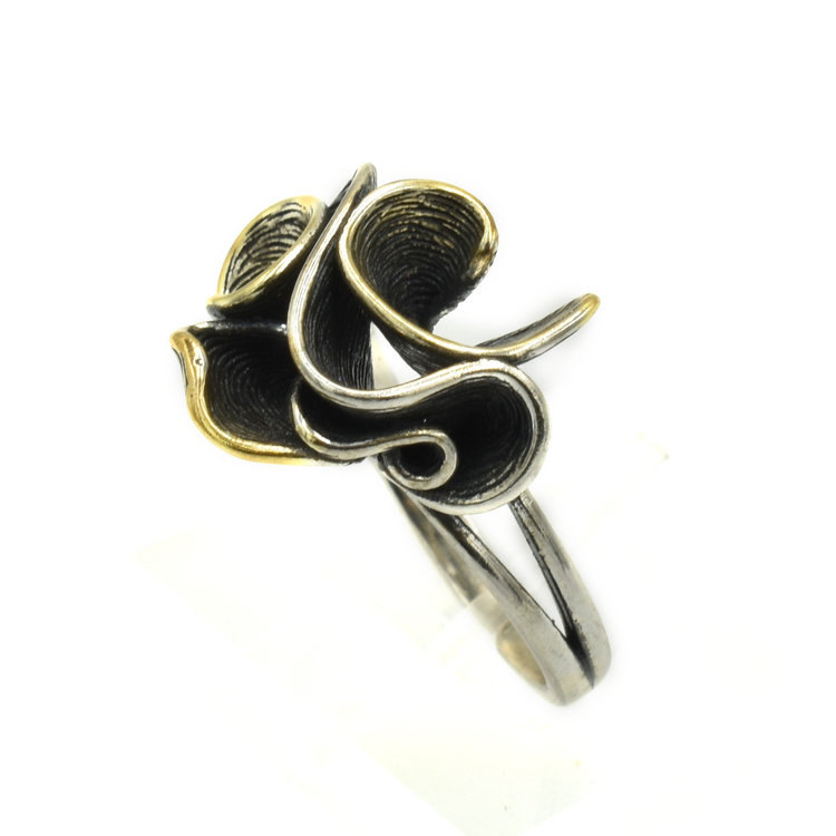 THALEIA — ΑΣΗΜΕΝΙΟ ΔΑΧΤΥΛΙΔΙ ΜΕ ΑΝΘΙΣΜΕΝΟ ΜΟΤΙΒΟ