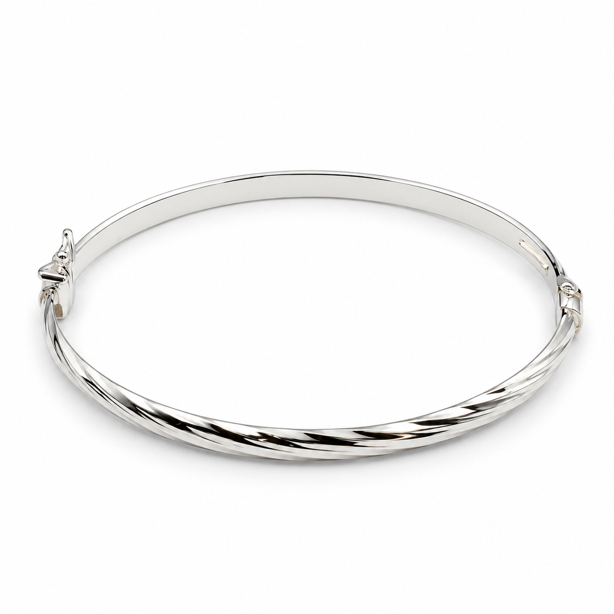 RIBBON TWIST BANGLE — ΒΡΑΧΙΟΛΙ ΑΣΗΜΙ 925 ΣΤΡΙΦΤΗ ΤΑΙΝΙΑ ΜΕ ΜΕΝΤΕΣΕ
