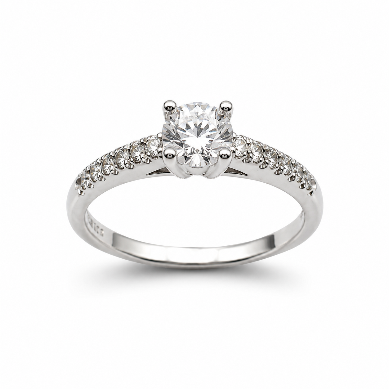 CLASSIC SOLITAIRE RING — ΔΑΧΤΥΛΙΔΙ ΑΣΗΜΙ 925 ΜΕ ΖΙΡΓΚΟΝ ΣΟΛΙΤΕΡ ΚΑΙ PAVÉ