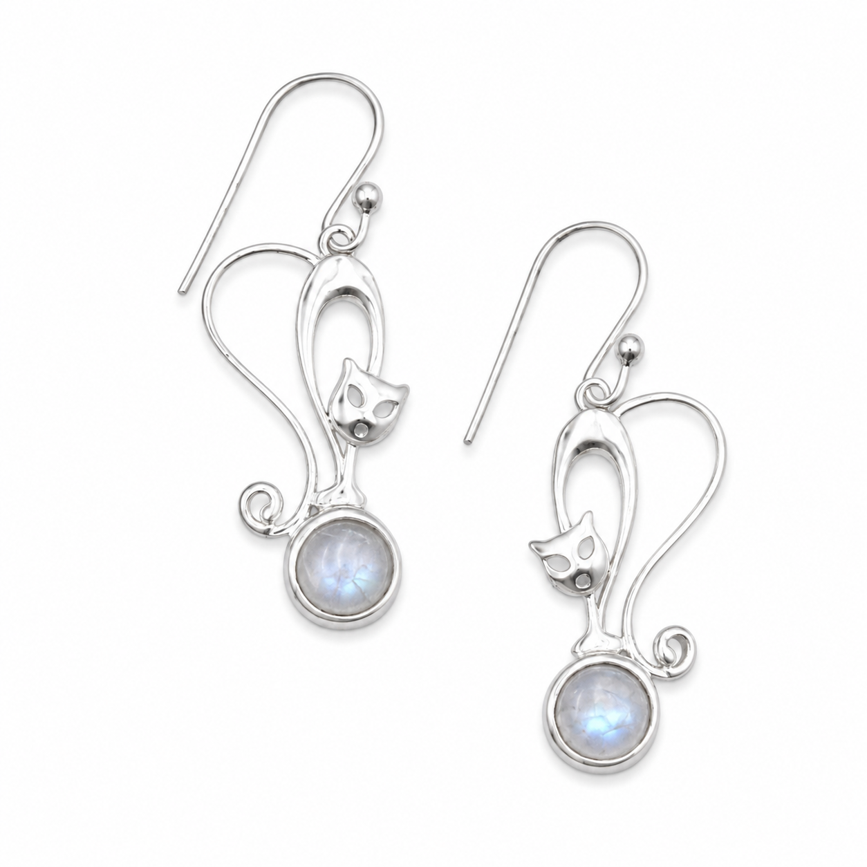WHIMSICAL CAT MOONSTONE DROPS — ΣΚΟΥΛΑΡΙΚΙΑ ΚΡΕΜΑΣΤΑ ΑΣΗΜΙ 925 ΓΑΤΑ ΜΕ ΦΕΓΓΑΡΟΠΕΤΡΑ
