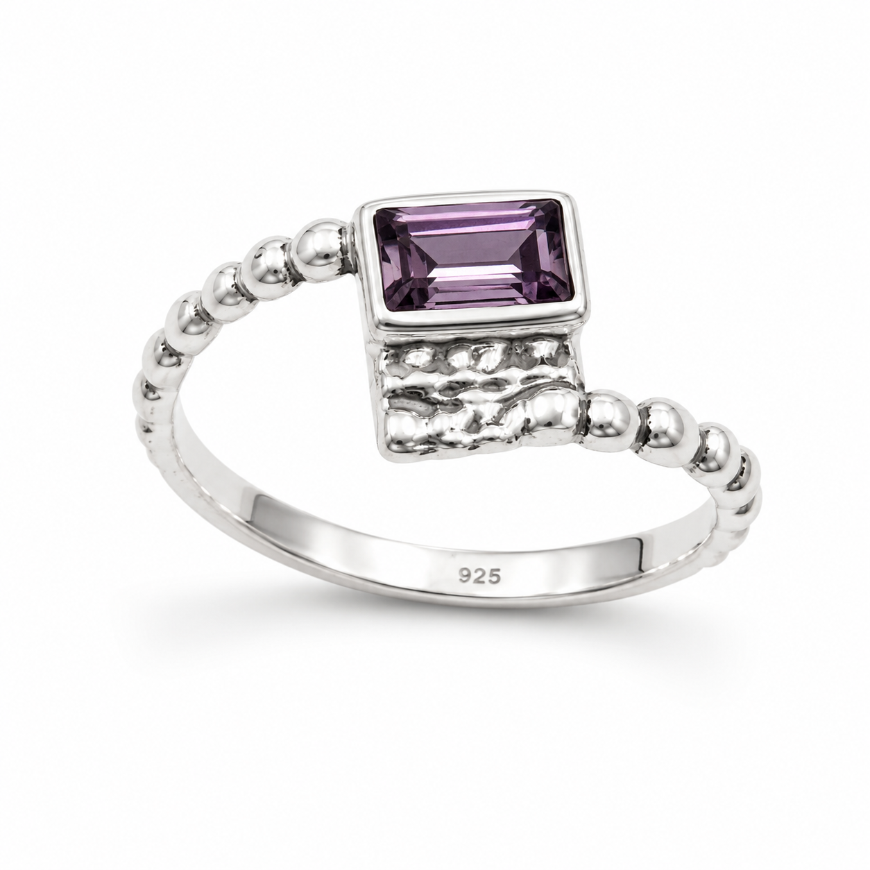 AMETHYST TEXTURE — ΔΑΧΤΥΛΙΔΙ ΑΣΗΜΙ 925 ΜΕ ΑΜΕΘΥΣΤΟ ΚΑΙ ΑΝΑΓΛΥΦΗ ΥΦΗ