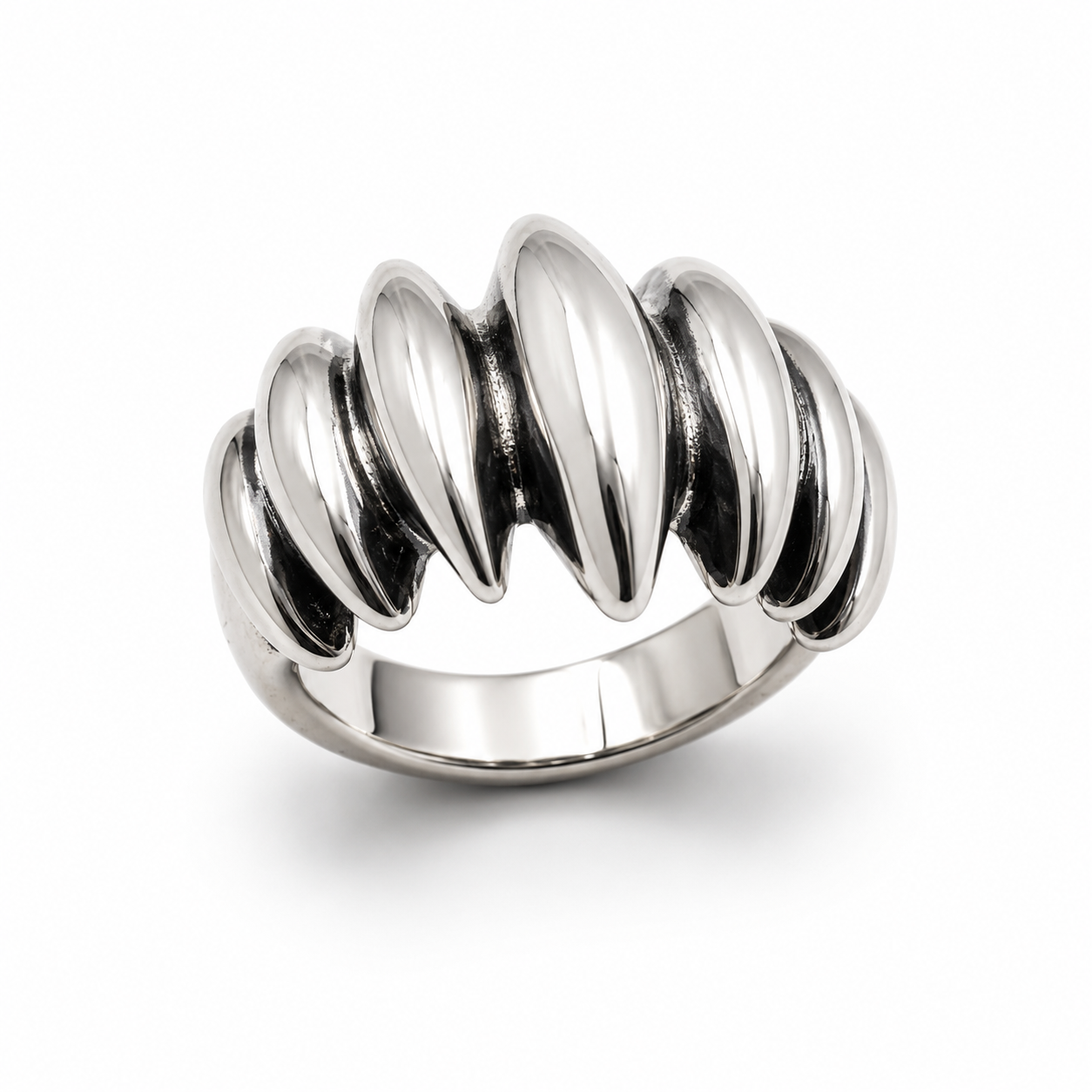 RIBBED DOME — ΔΑΧΤΥΛΙΔΙ ΑΣΗΜΙ 925 ΡΑΒΔΩΤΟ ΣΧΕΔΙΟ ΜΕ ΟΞΕΙΔΩΣΗ