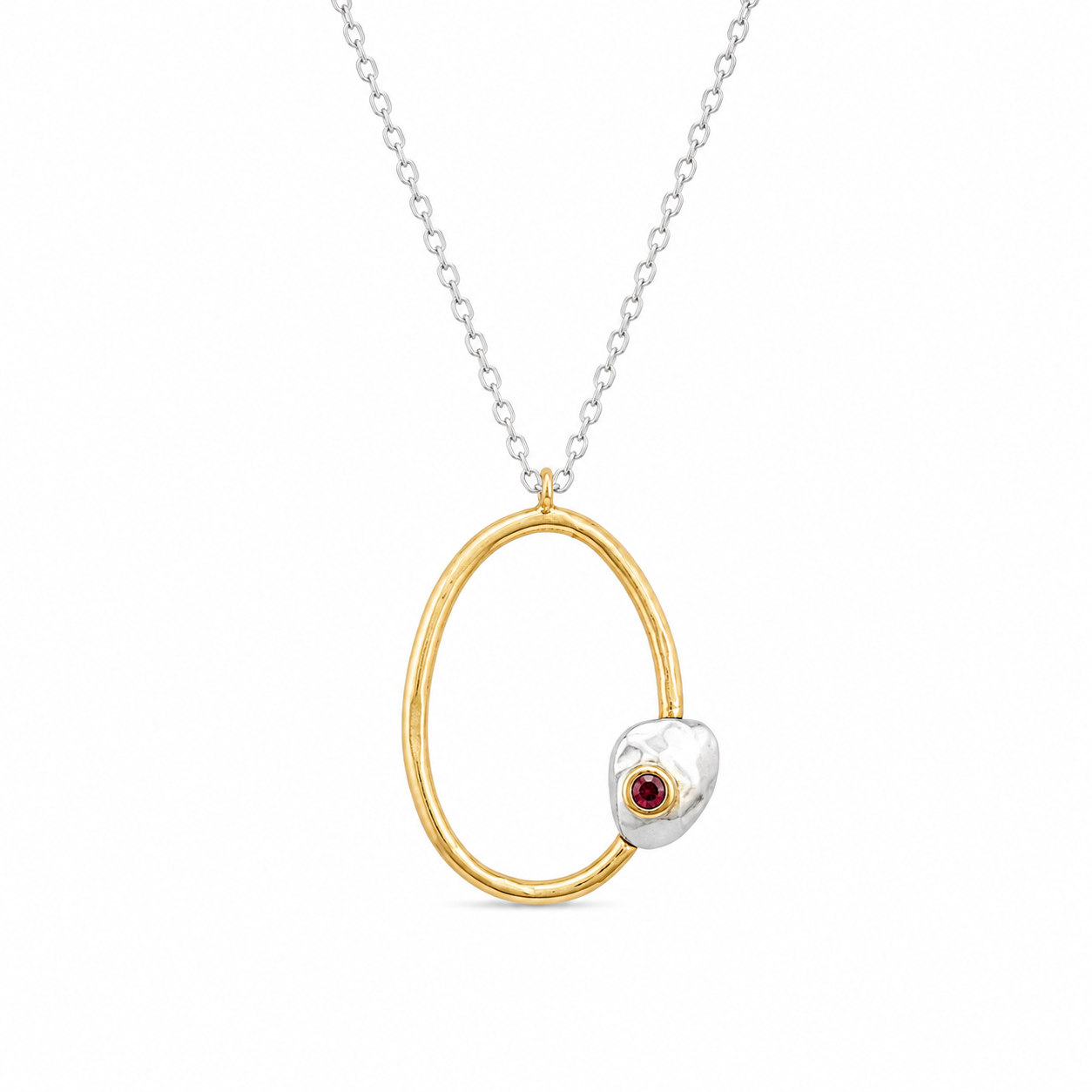 RUBY PEBBLE — ΚΟΛΙΕ ΑΣΗΜΙ 925 ΔΙΧΡΩΜΟ ΟΒΑΛ ΚΡΙΚΟΣ ΜΕ ΓΡΑΝΑΤΗ