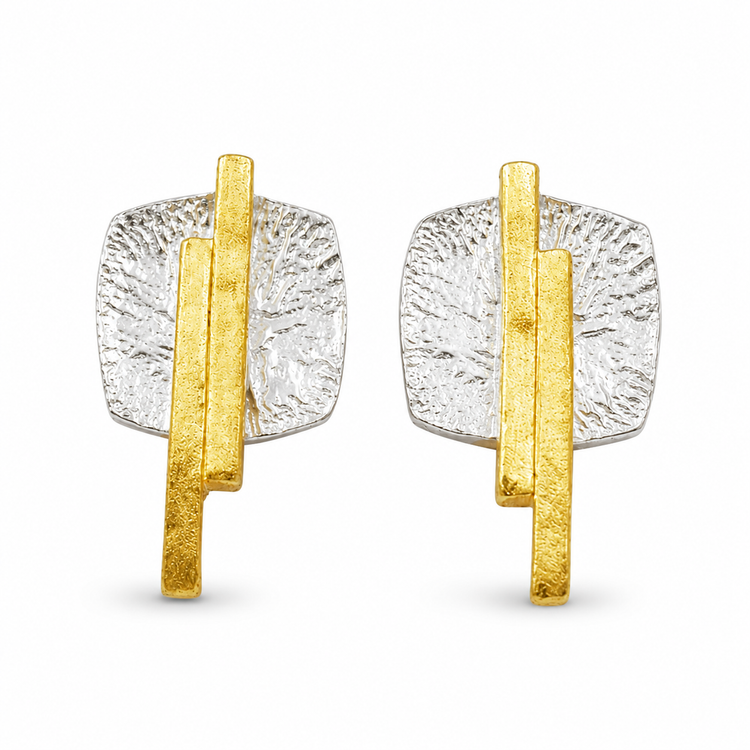 SQUARE BAR STUD — ΚΑΡΦΩΤΑ ΑΣΗΜΙ 925 TWO-TONE SCULPTURAL