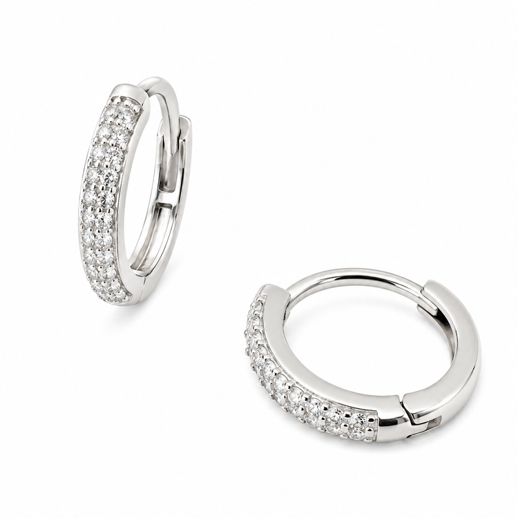 PAVÉ HUGGIE — ΚΡΙΚΟΙ ΑΣΗΜΙ 925 ΜΕ ΛΕΥΚΟ ΖΙΡΓΚΟΝ
