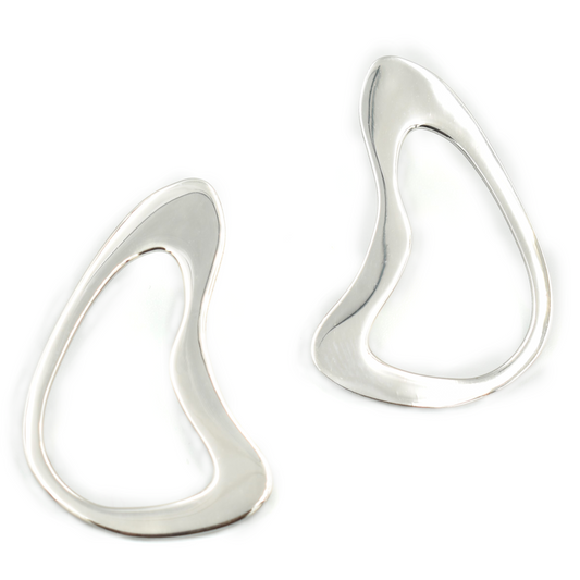 NEMA FLUID — Ασημένια sculptural σκουλαρίκια