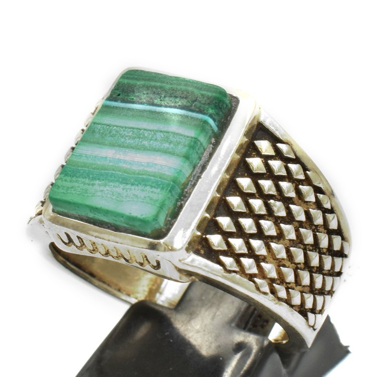 MALVEN – ΑΝΔΡΙΚΟ ΔΑΧΤΥΛΙΔΙ ΜΕ ΠΡΑΣΙΝΗ ΠΕΤΡΑ