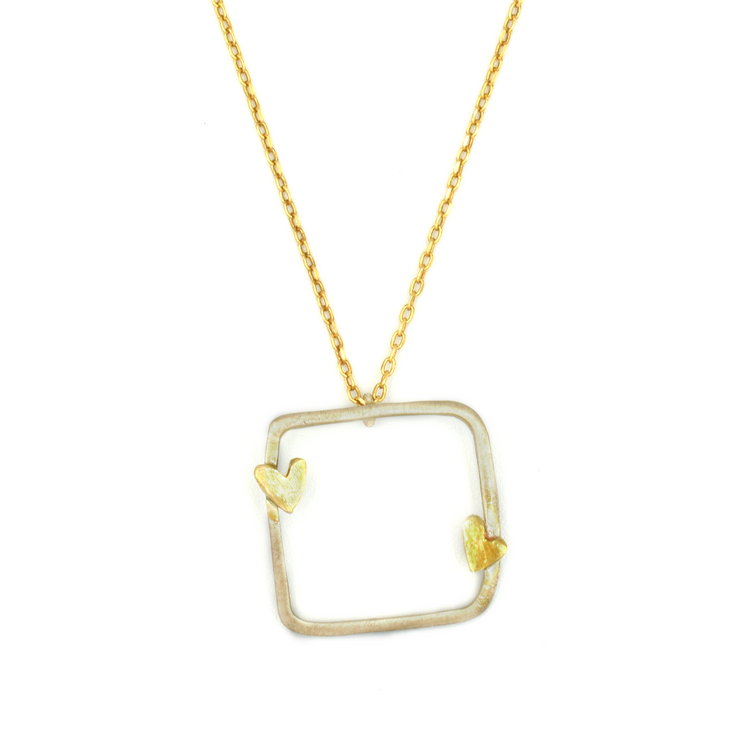 SERAYA — ΕΠΙΧΡΥΣΩΜΕΝΟ ΚΟΛΙΕ ΜΕ ΓΕΩΜΕΤΡΙΚΟ ΣΧΗΜΑ ΚΑΙ MINI HEART DETAILS